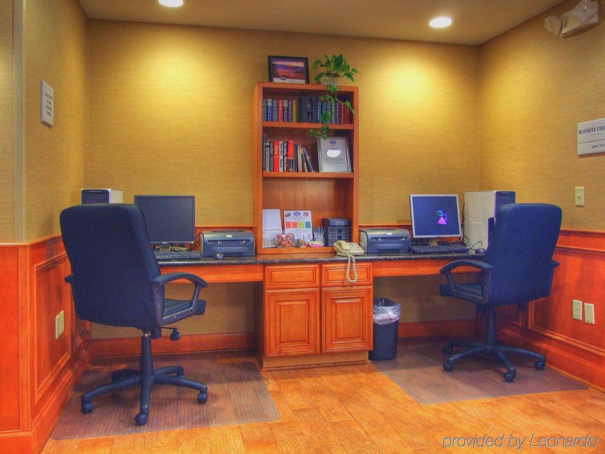 Hampton Inn Commerce/Novi Kemudahan gambar